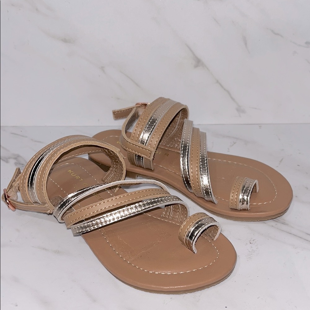 NEW Kurt Geiger mini deliah strappy sandal girls sz 11